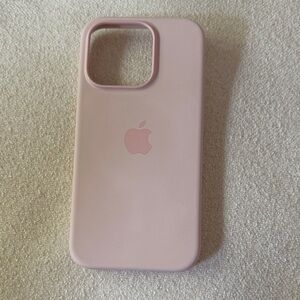 Apple iPhone 15 Pro silicone case with MagSafe light pink gently used